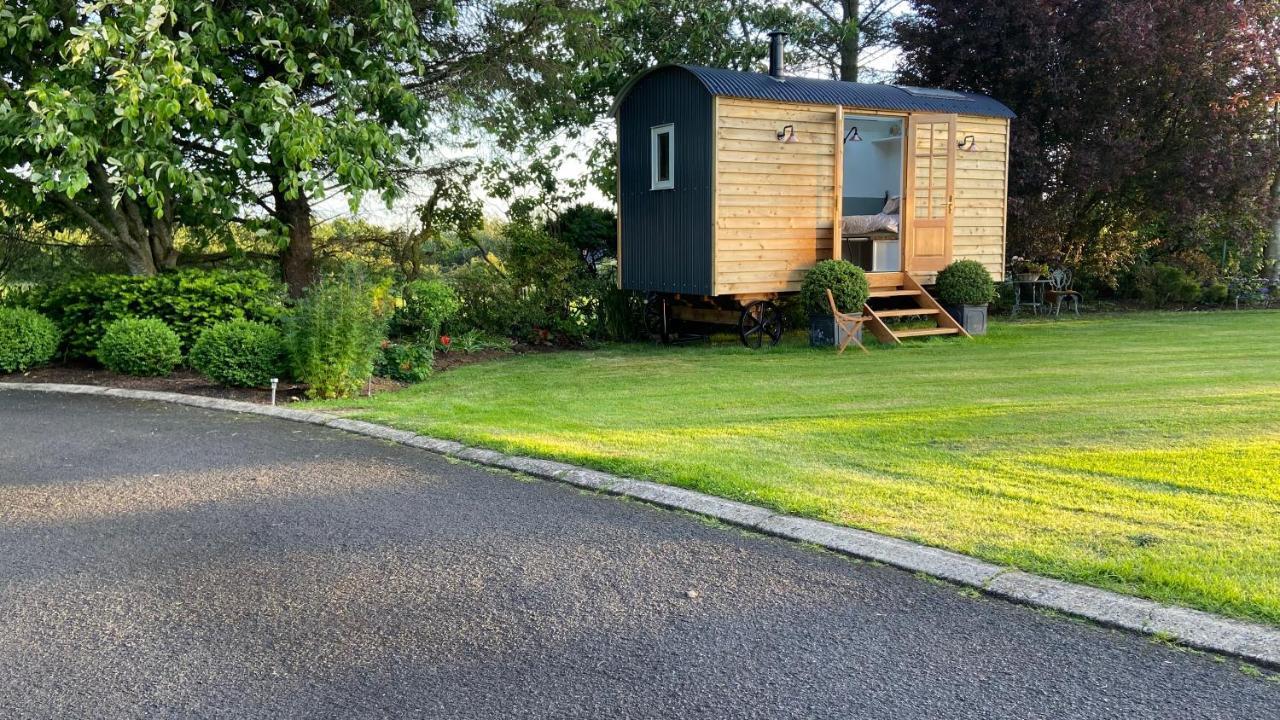 Bannfield Shepherds Hut Ballymoney Extérieur photo