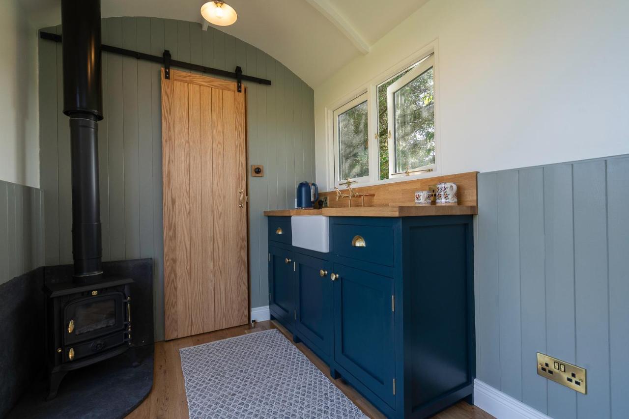 Bannfield Shepherds Hut Ballymoney Extérieur photo
